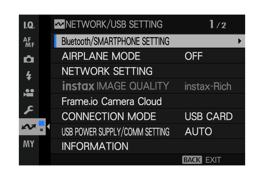 1) Selecciona «Ajustes Bluetooth/Smartphone» en el menú «Ajustes de red/USB» y, a continuación, empareja la cámara con la impresora instax™ Smartphone mediante «Registro de emparejamiento».
