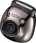 Instax Pal, la cámara que tiene el tamaño de una pelota de beisbol