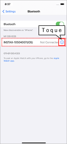 Toque no ícone “i” para INSTAX-XXXXXXX na tela de ajustes de Bluetooth.
